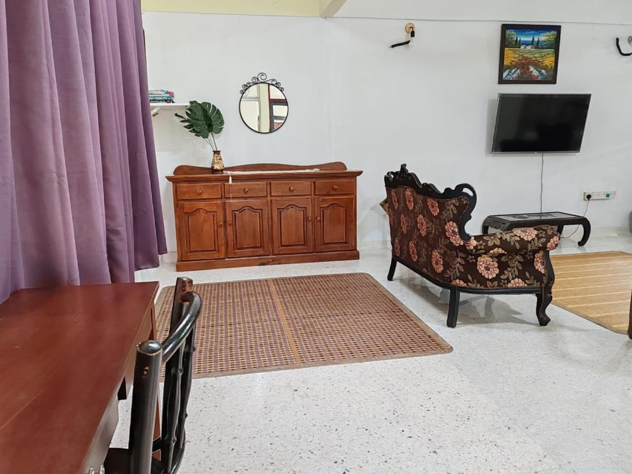 Oneb 1-9pax Holiday home