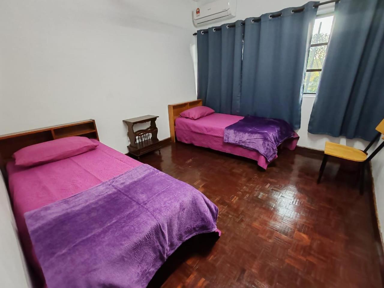 Oneb 1-9pax Holiday home