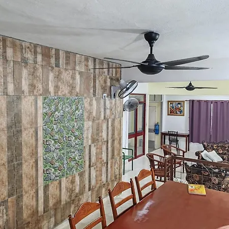 Oneb Homestay 1-9Pax Shah Alam Exterior photo